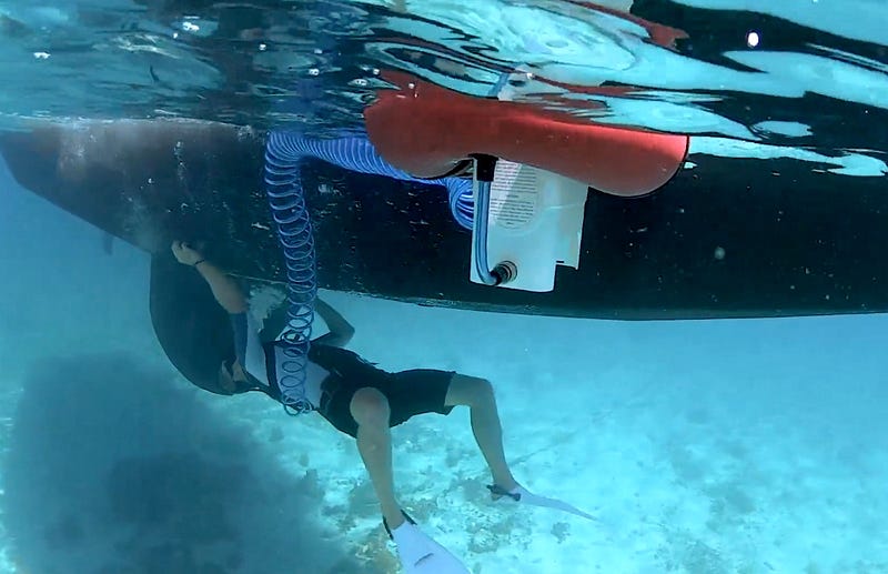 Underwater maintenance using Airbuddy