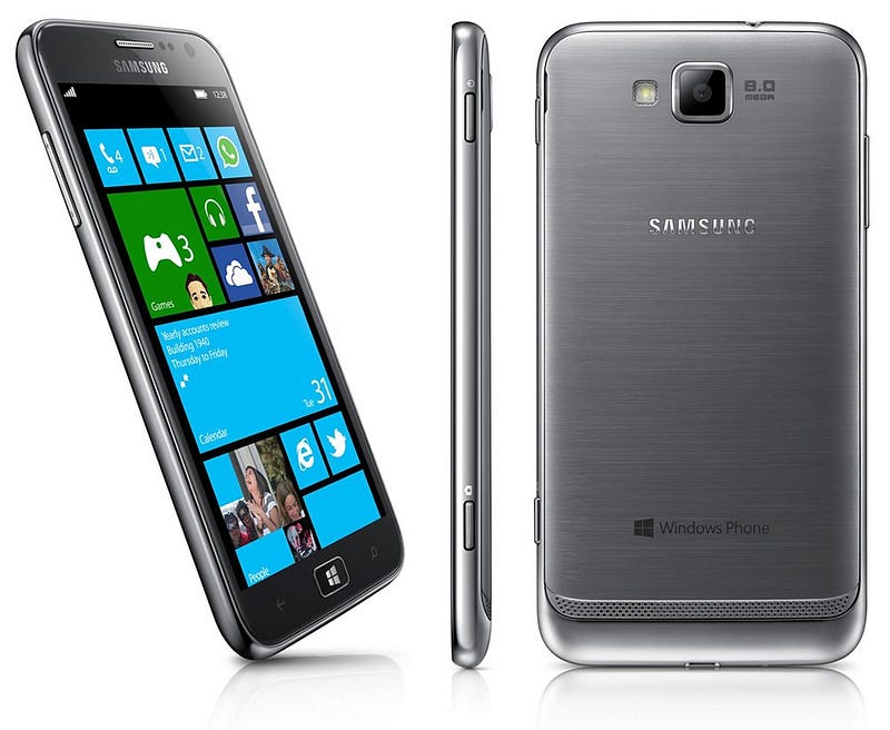 Samsung i8750 Ativ S smartphone