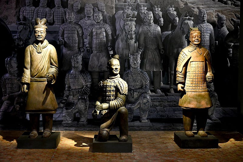 Artifacts and remnants associated with Shi Huangdi