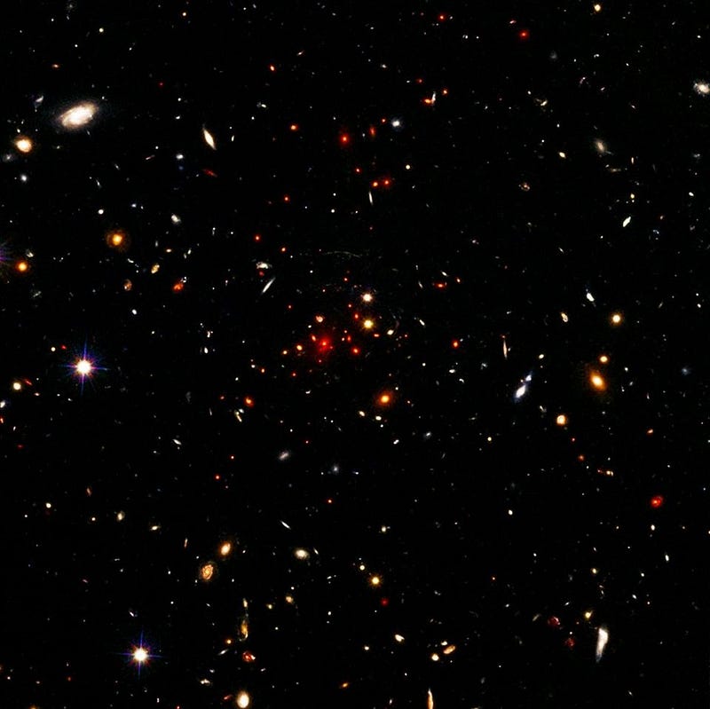 Hubble image of galaxy cluster IDCS J1426.5+3508